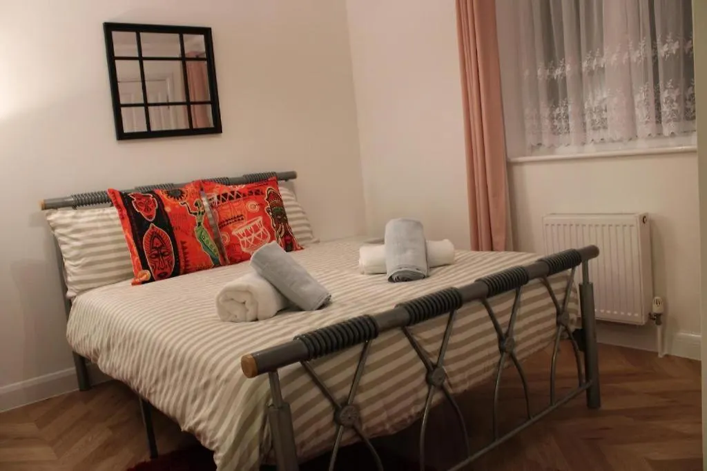 דאגנהאם Eldridge Court Apartment - 1 Bedroom בריטניה