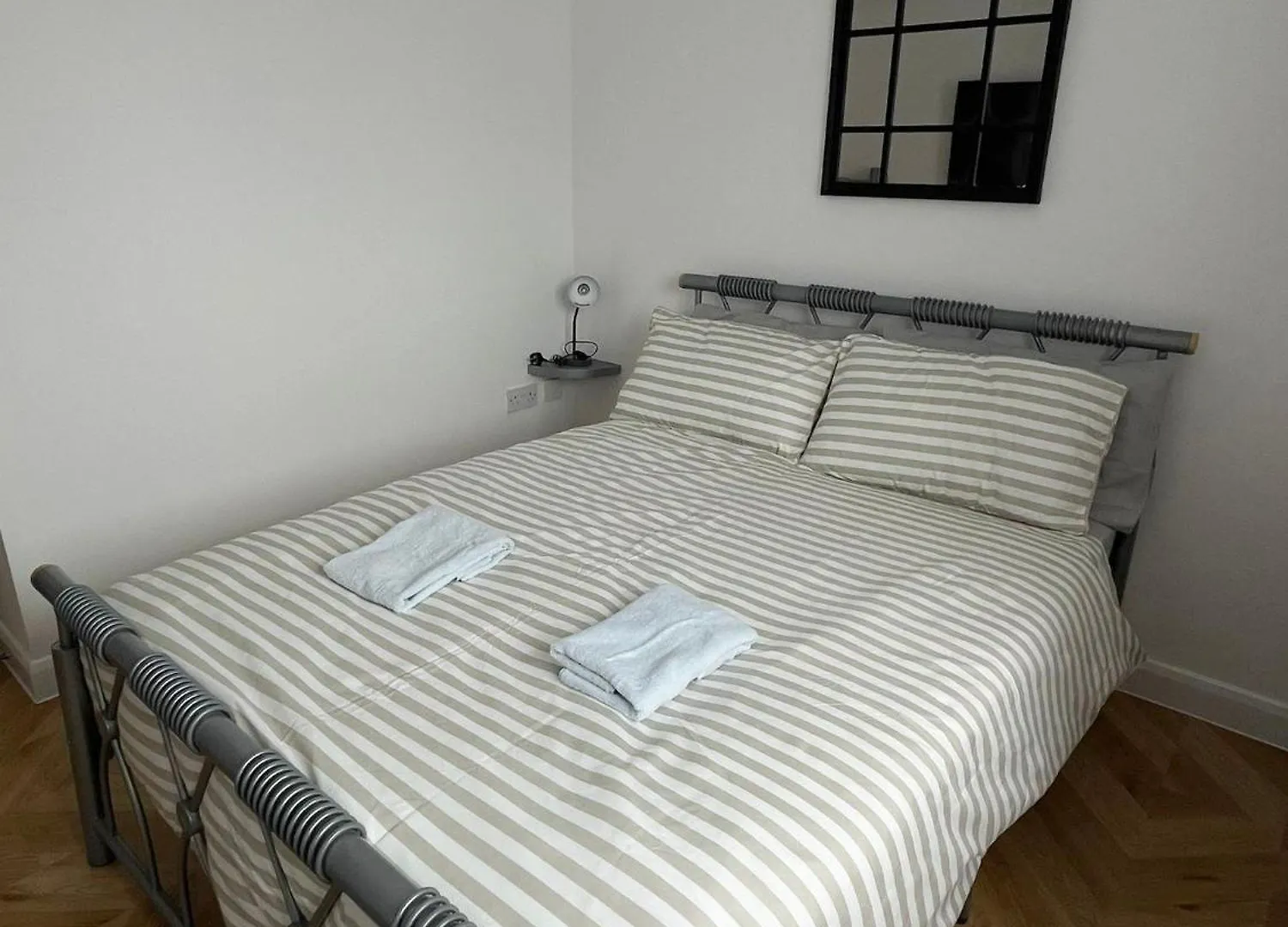 דאגנהאם Eldridge Court Apartment - 1 Bedroom בריטניה